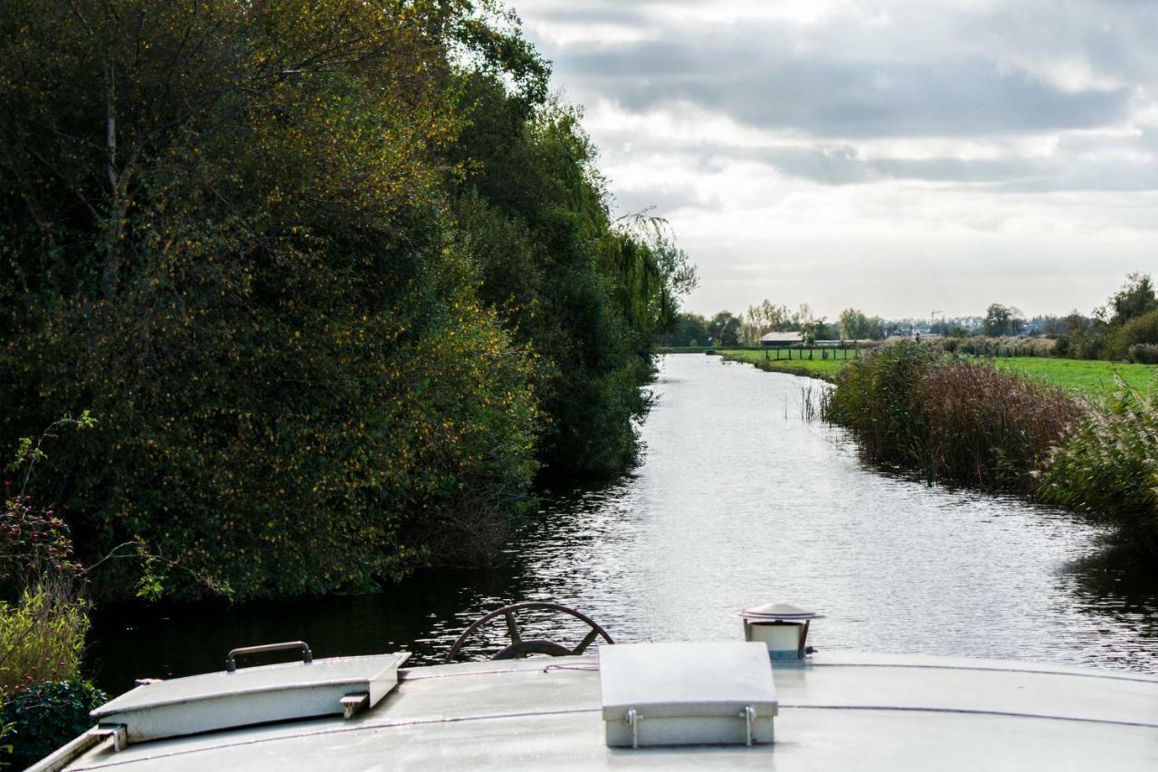 Hotel Houseboat Vinkeveen Extérieur photo